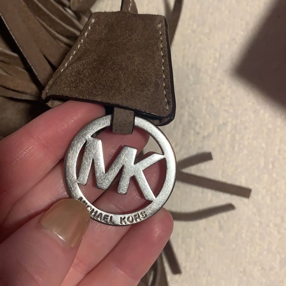 Michael Kors brown suede Crossbody fringe bag w/ dust bag - Picture 11 of 13